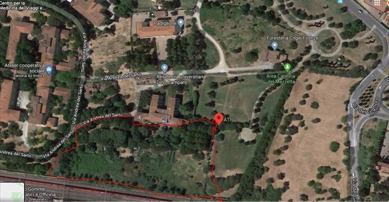 All'interno dello spazio rosso la vasta area del ranch clandestino