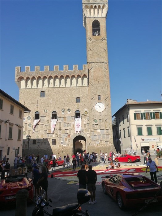 Il Palazzo dè Vicari antico ed attento testimone del I° Gran Premio d’Italia Formula 1 al “Mugello”