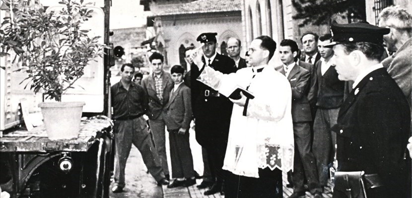 Foto 1 - Don Gino Bonanni