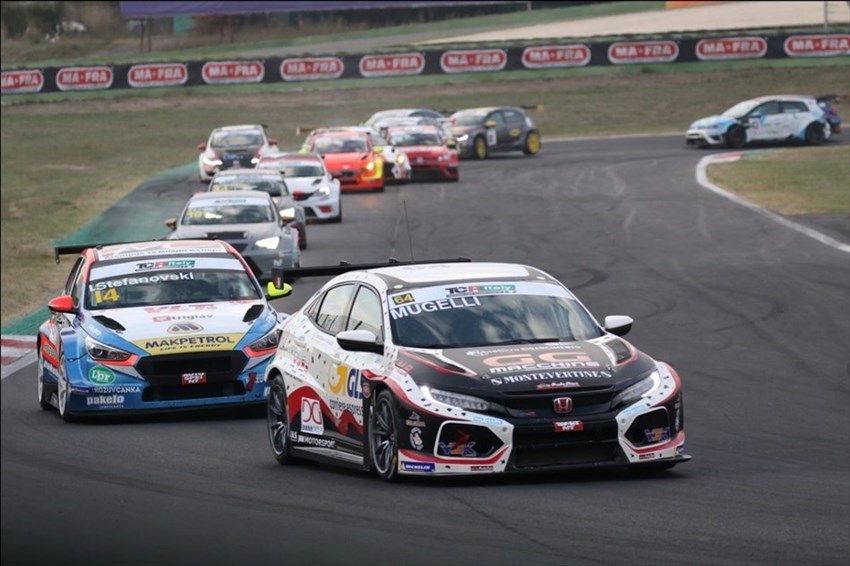 Mugelli in gara a Vallelunga