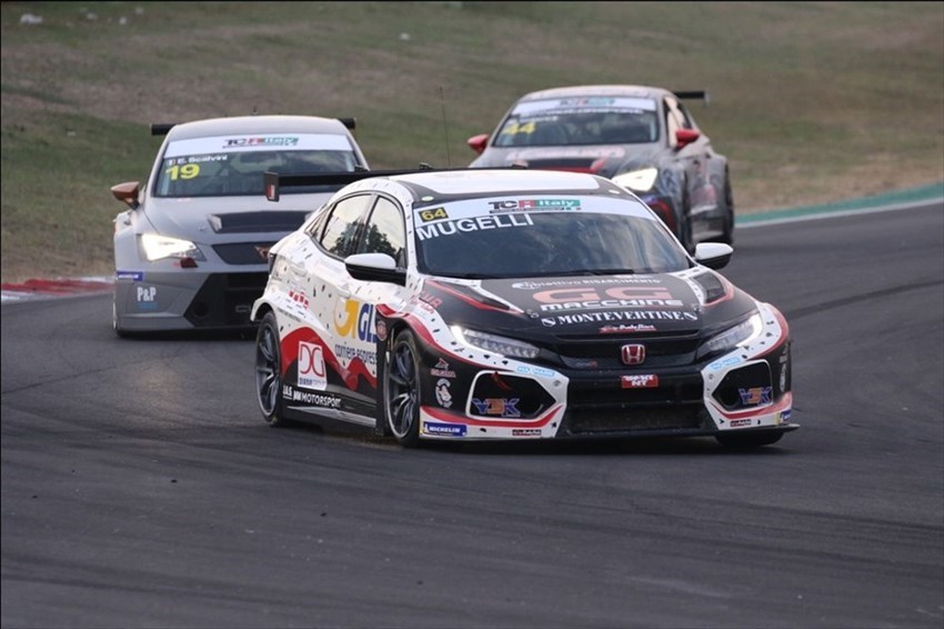 Mugelli in gara a Vallelunga