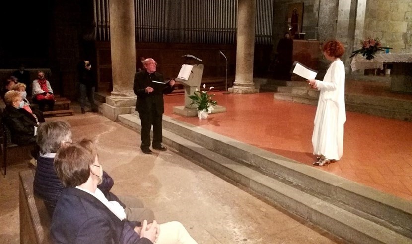 Un momento delle letture del “Cantico dei Cantici” da parte di Vieri Chini e Patrizia Manfriani.