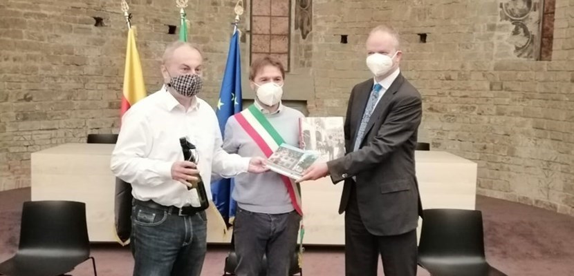 Mugello-Germania. Gemellaggio agli Uffizi, foto del giorno