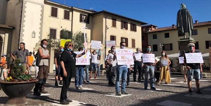Un Flash mob no eolico Vicchio