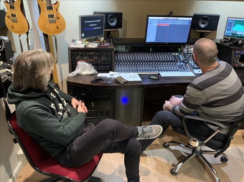 Lorenzo Consigli e Luca Fanti in fase di registrazaione dell'audio