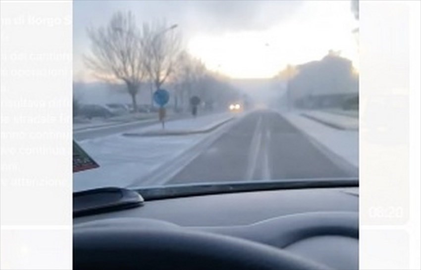 Strade di ghiaccio a Borgo