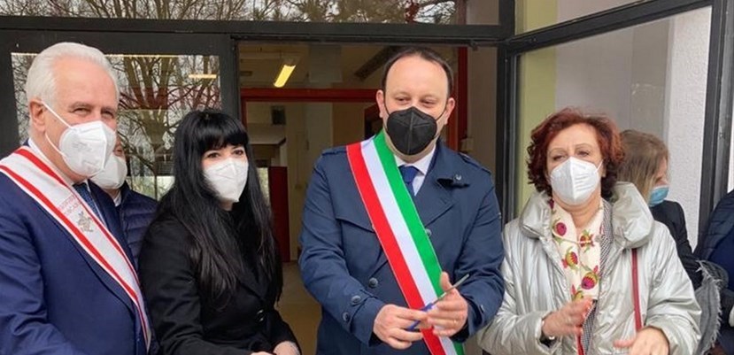 Il taglio del nastro