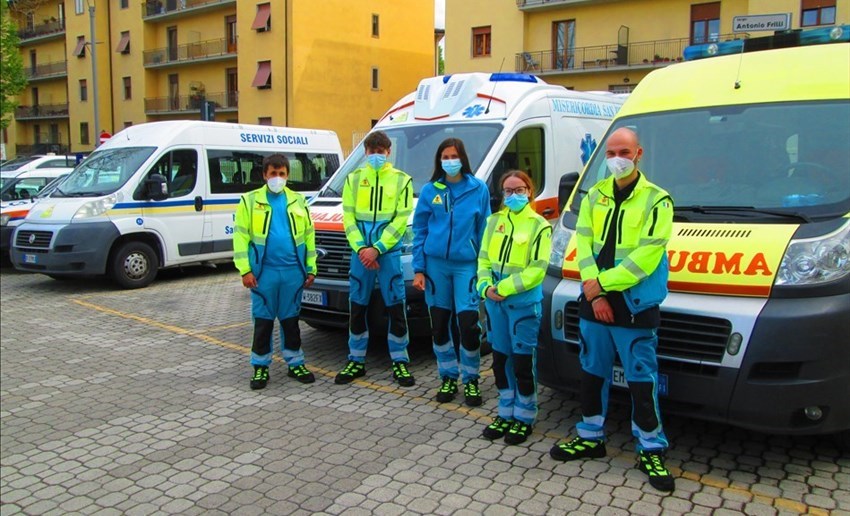 I ragazzi del Servizio civile alla Misericordia di San Piero