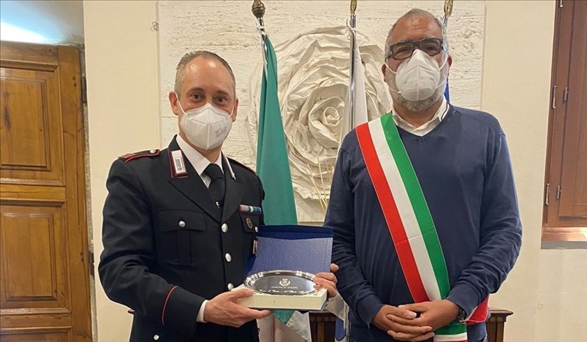 Maresciallo Cataldo con il sindaco di Vicchio