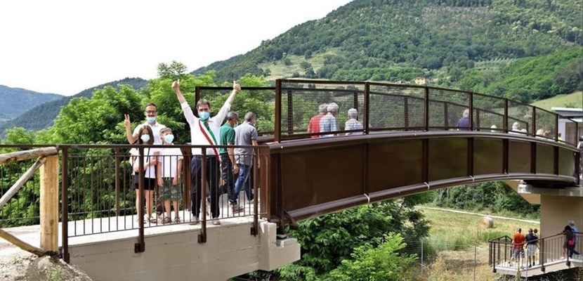 L'inaugurazione della passerella