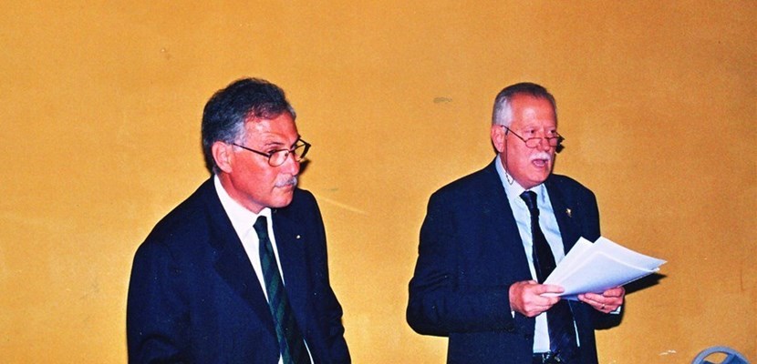 Uno dei tanti convegni  del Club Go Wine nel Mugello, a destra Roberto Ciancolini con l’indimenticabile Adriano Borgioli.