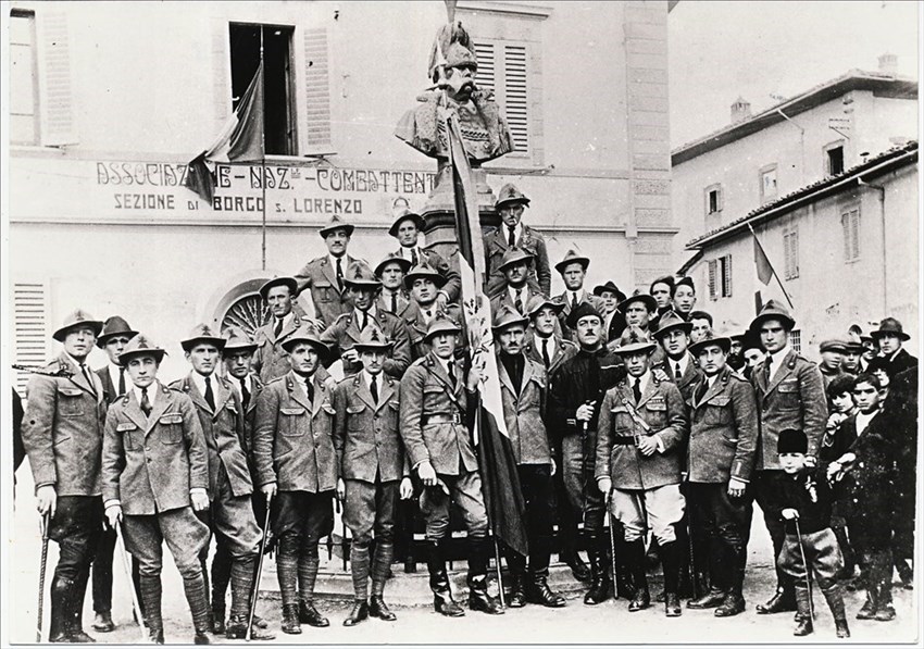 Anno 1922 - In alto a destra il palazzo della Magnolia senza l’antica torre.