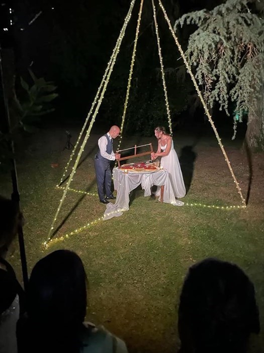 Il ""taglio"" della torta in stile ""geppetto"".