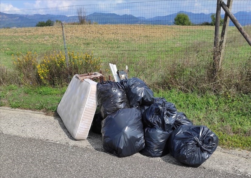 il cumulo di rifiuti raccolto