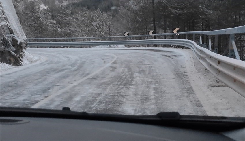 La strada ghiacciata