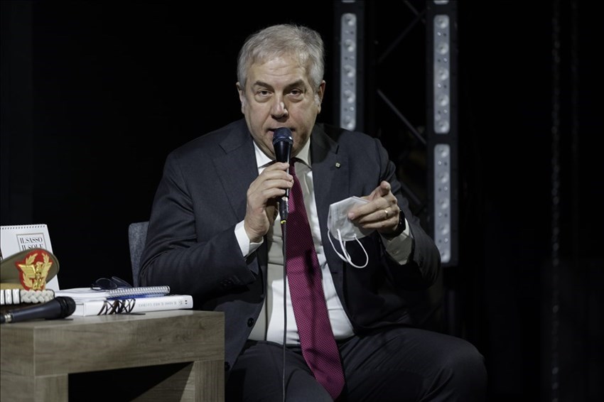 Intervento Simone Bettini