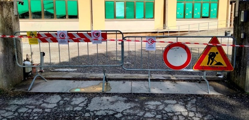 L'area dove è caduto il cancello