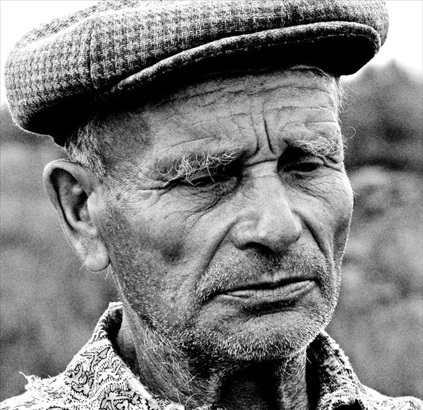 Confine Ucraina-Russia. Laggiù seppellii i soldati"". Il racconto di Pier Vittorio Buffa