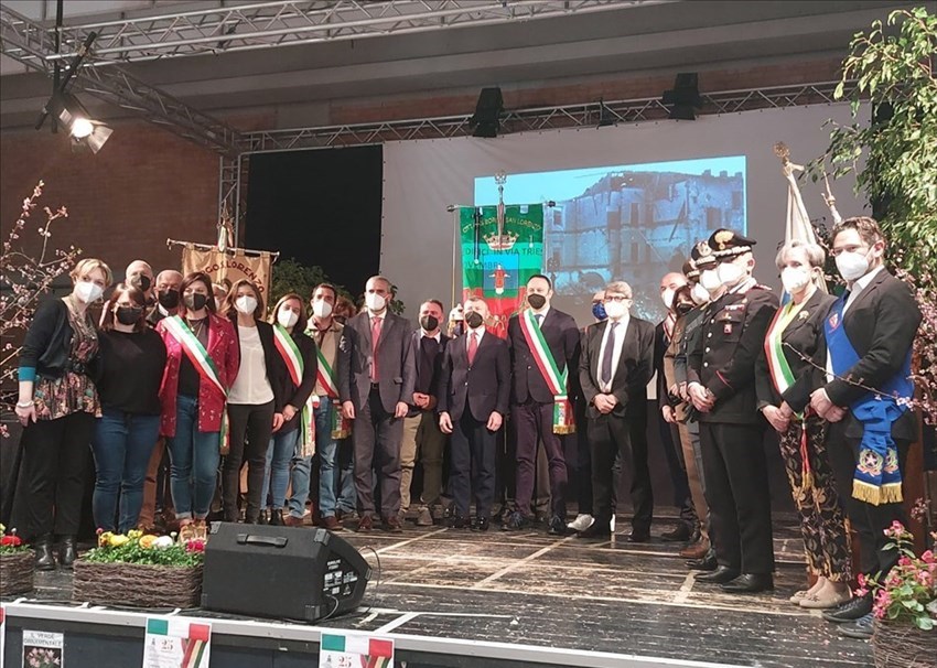 Medaglia d'oro a Borgo. Aldo Giovannini dedica l'onorificenza dello Scarabeo ai Martiri e alle vittime