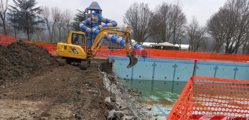 I lavori alle piscine di Borgo
