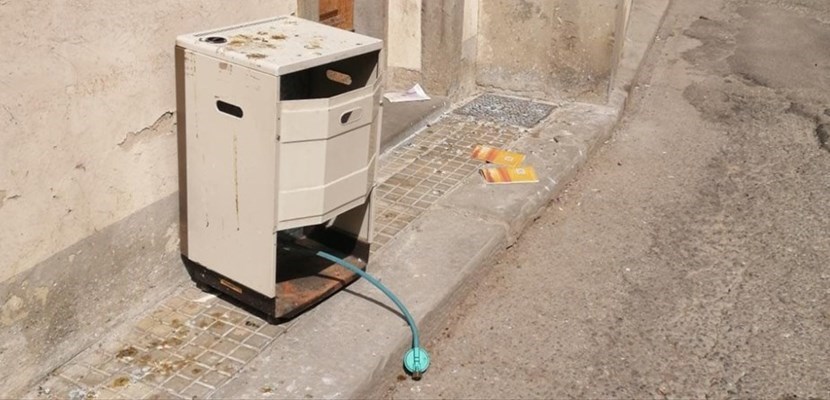 La stufa abbandonata a Borgo