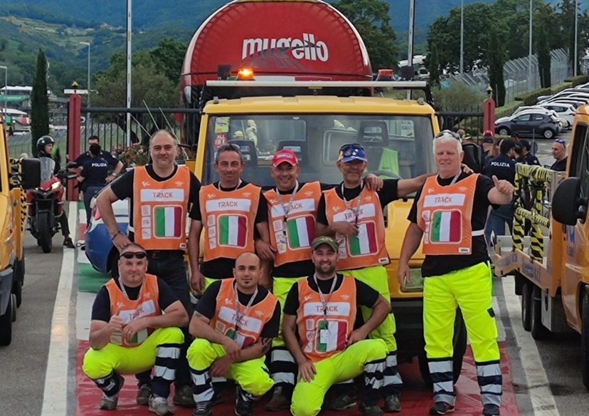 La squadra in pista