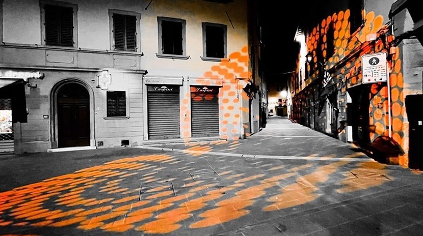 A Barberino l’installazione luminosa che indica i nuovi uffici comunali