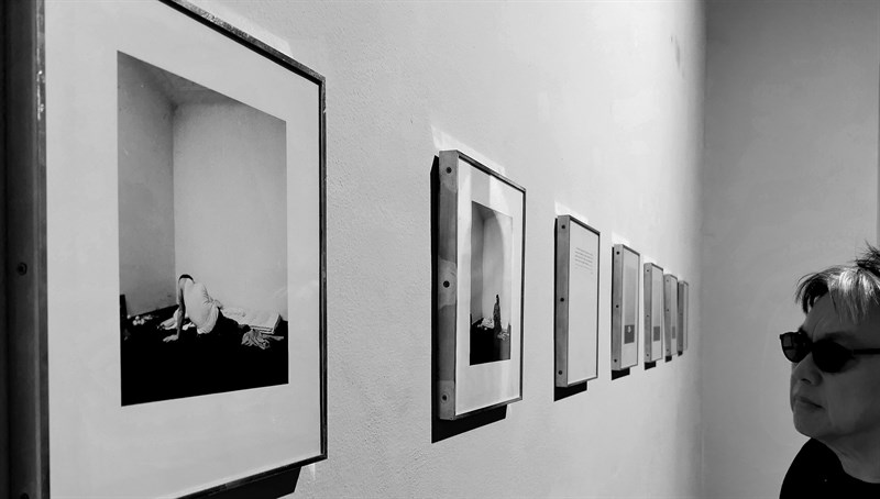 mostra di Alberto Garutti