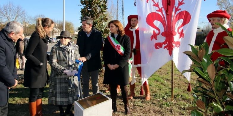 2018, la posa del cippo e delle magnolie in ricordo di Irene Focardi