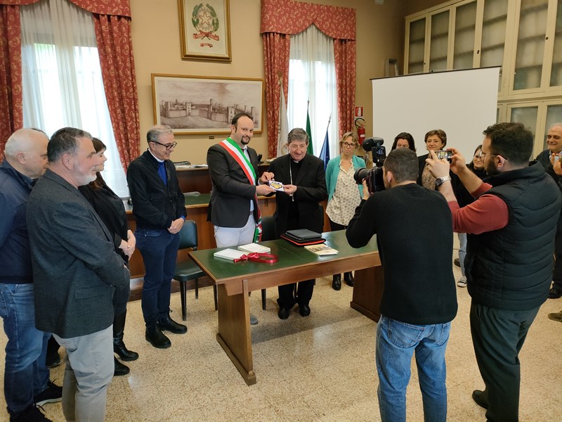 La consegna dello “Scarabeo d’Oro”