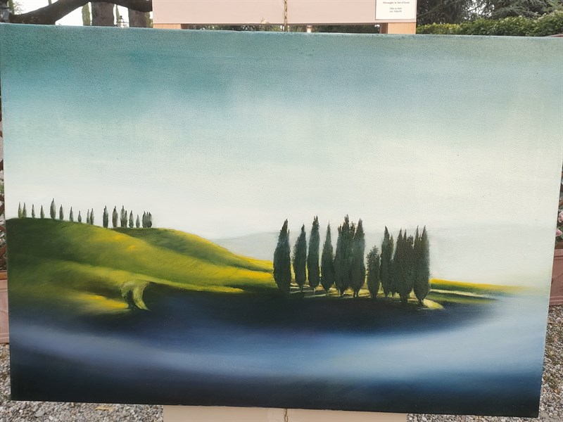 Un’opera dell’artista colombiano, “Cipresso in Val d’Orcia”.