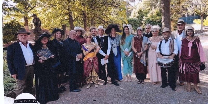 Il gruppo teatrale del “Teatro Idea” di Borgo San Lorenzo in scena al Borgo-Bistrot