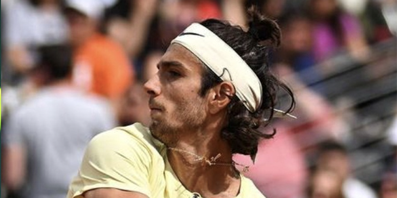 Lorenzo Musetti in aoione