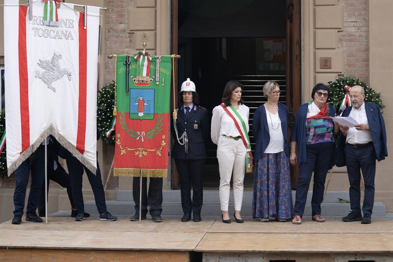 Davanti al Palazzo Comunale  