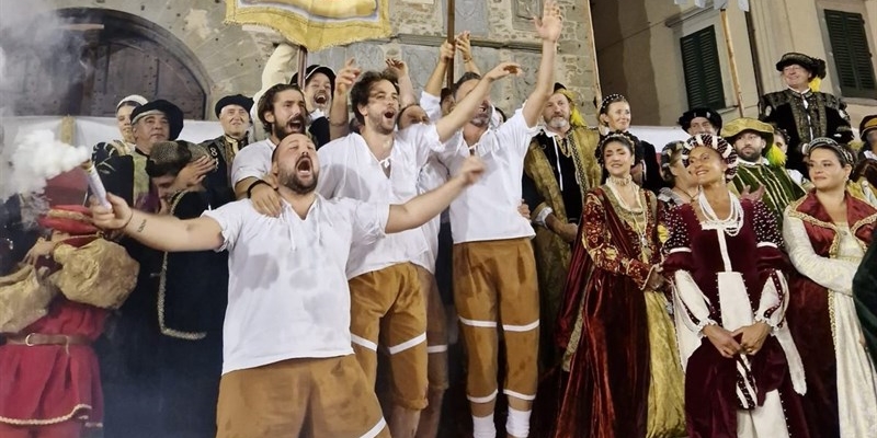 I Bianchi vincitori del Palio del Diotto