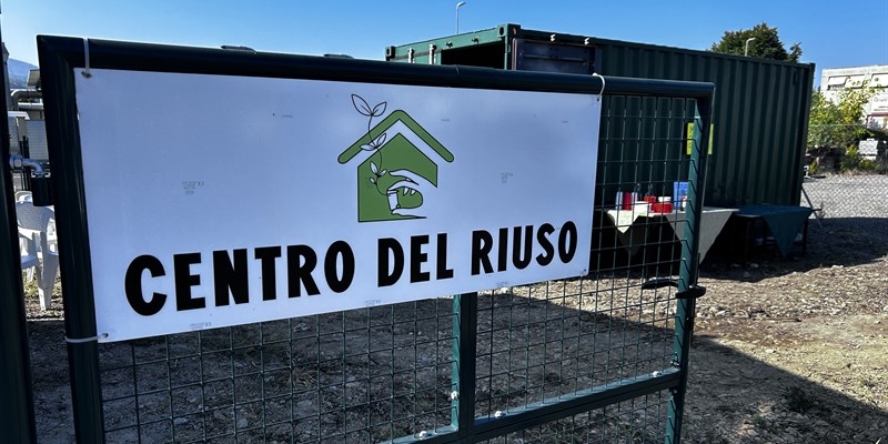 L'ingresso del centro di riuso