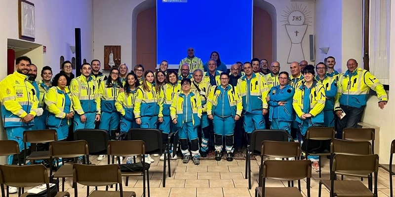 Un bel gruppo di volontari della Misericordia di Barberino