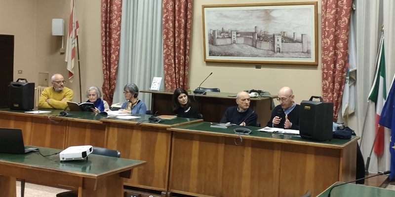 Il tavolo della presidenza