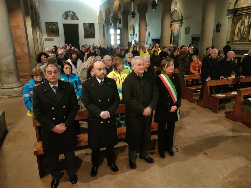 Un momento della cerimonia in Pieve