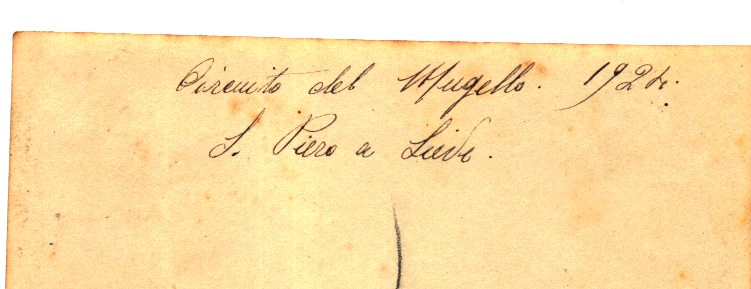 La didascalia sul retro della vecchia immagine di copertina