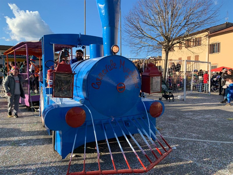 La silata dei carri al centro giovanile