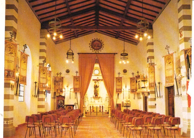 Interno del Cenacolo del T.o.f. (Terzo  Ordine  Francescano)