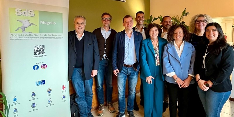 Foto di gruppo al termine dell'Assemblea per la nuova giunta