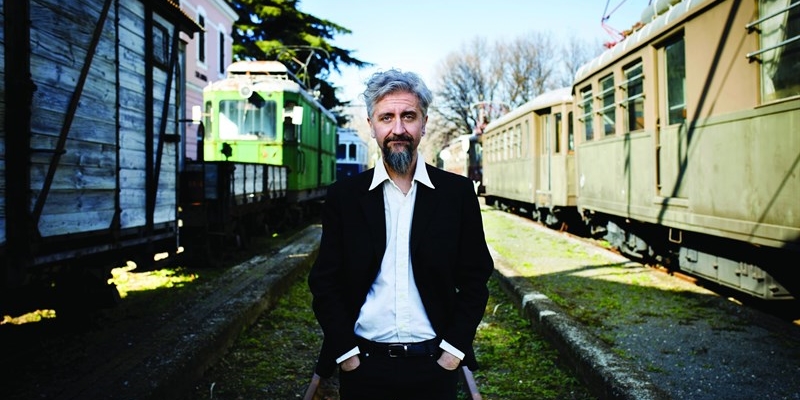 Ascanio Celestini in “Rumba – l’asino e il bue”