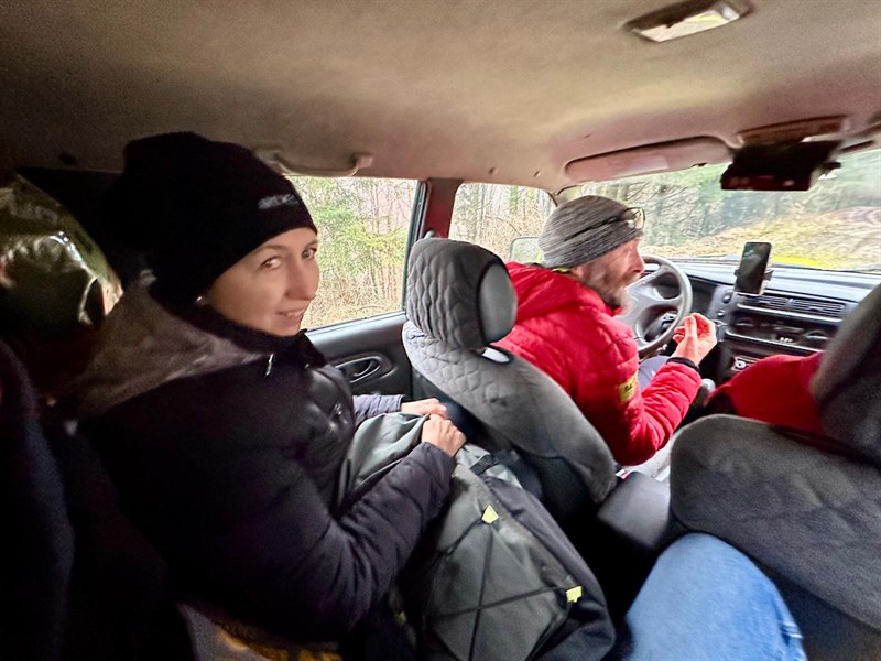 Discarica nascosta lungo il fiume Rovigo, consigliera Noferi in sopralluogo