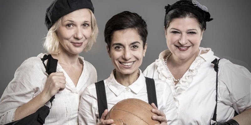 Teatro, al Corsini grandi applausi per Rossana Mola, Rita Pelusio e Federica Fabiani in ""Giovinette"",""Massimiliano Miniati