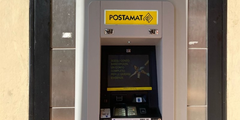 nuovi ATM Postamat
