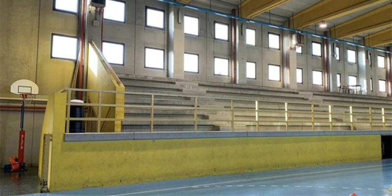 Le tribune del Palazzetto Gaddo Ciriani inaccessibili per i disabili