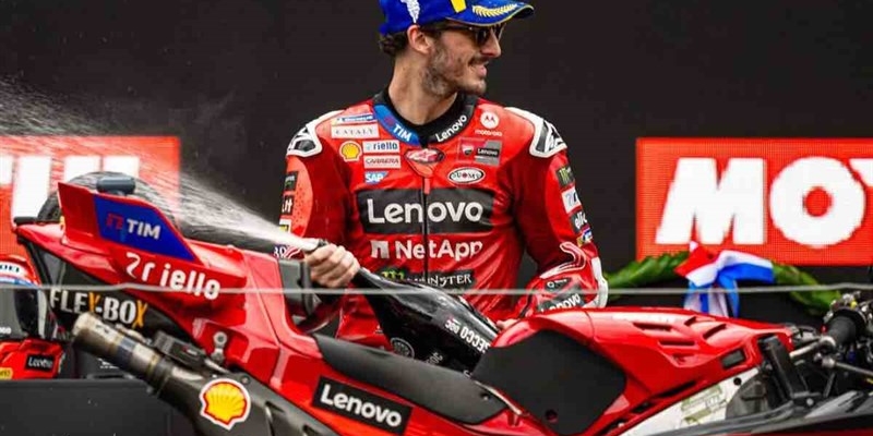 Bagnaia straziato, l'accusa pesante: MotoGp nel caos - OkMugello.it