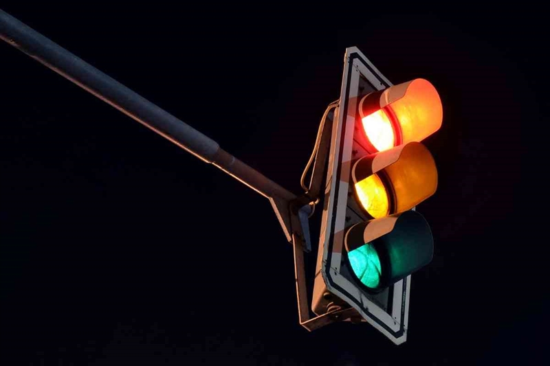 736398 semaforo 09102025 okmugello it 1